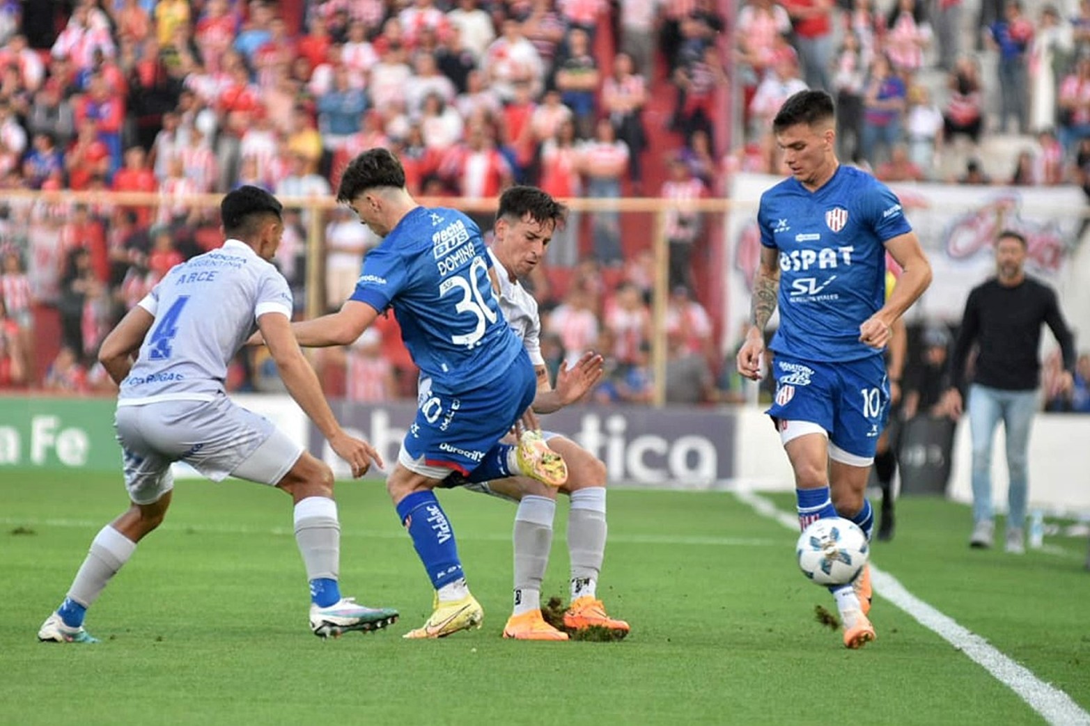 Unión empató 0 a 0  este jueves con Godoy Cruz en Santa Fe en uno de los partidos que completaron la quinta fecha de la Zona B de la Copa de la Liga.