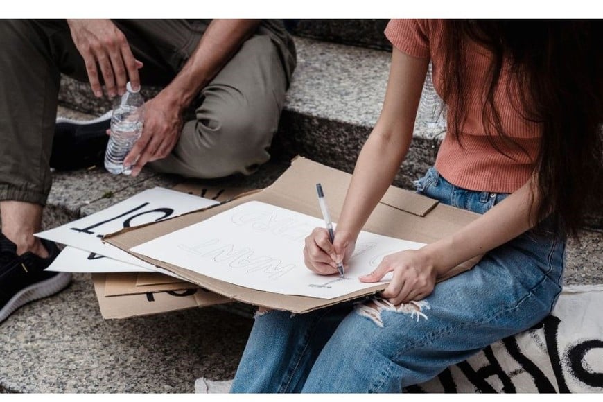 Los jóvenes “de cristal” ponen en primer plano la justicia social y la sostenibilidad ambiental.