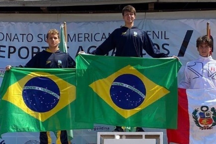 En la categoría masculina, los atletas brasileños Matheus de Freitas Melecchi y Bernardo Marini Gavioli se llevaron el oro y la plata, respectivamente. Les siguió de cerca el talentoso peruano Adrián Gustavo Ywanaga, quien se adjudicó la medalla de bronce.