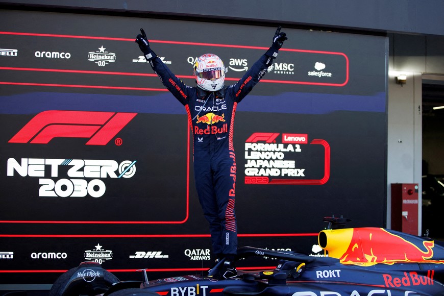 Formula One F1 - Japanese Grand Prix - Suzuka Circuit, Suzuka, Japan - September 24, 2023
Red Bull's Max Verstappen celebrates after winning the Japanese Grand Prix REUTERS/Androniki Christodoulou     TPX IMAGES OF THE DAY