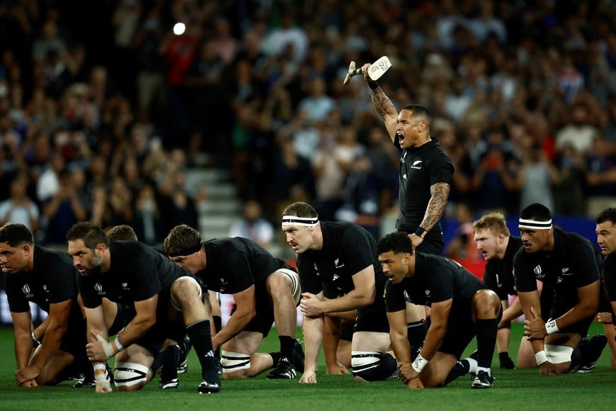 Rugby Union - Rugby World Cup 2023 - Pool A - New Zealand v Namibia - Stadium Municipal de Toulouse, Toulouse, France - September 15, 2023 
New Zealand's Aaron Smith and teammates perform the haka before the match REUTERS/Stephane Mahe