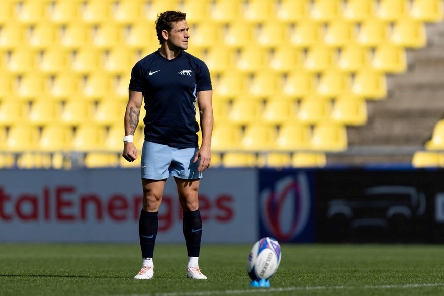 NIcolás Sánchez "apunta los cañones" para su test 100 con Los Pumas. Crédito Prensa UAR / Andrés Velásquez Marín y Gaspafotos.