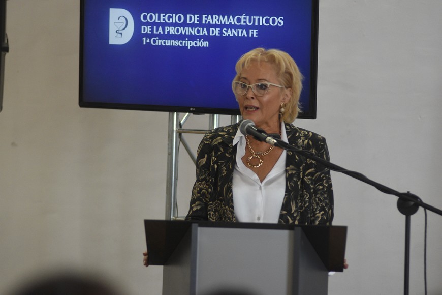 "El Colegio de Farmacéuticos ha sido y sigue siendo un pilar fundamental en la promoción de la salud", dijo Mirian del Pilar Monasterolo, presidenta de la entidad. Crédito: Guillermo Di Salvatore