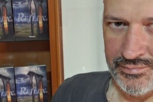 Cris Huja, autor del libro "Reflex"