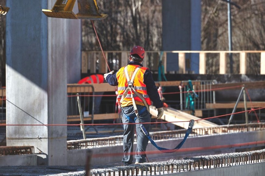 La venta de insumos de la construcción volvió a caer en septiembre ante la incertidumbre electoral.