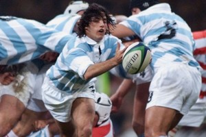 Agustín Pichot abre la pelota. Fue en el recordado partido del mundial '99 ante Japón que le dio el pase a Los Pumas a jugar con Irlanda, a quien luego vencerían y accederían por primera vez a cuartos de final.