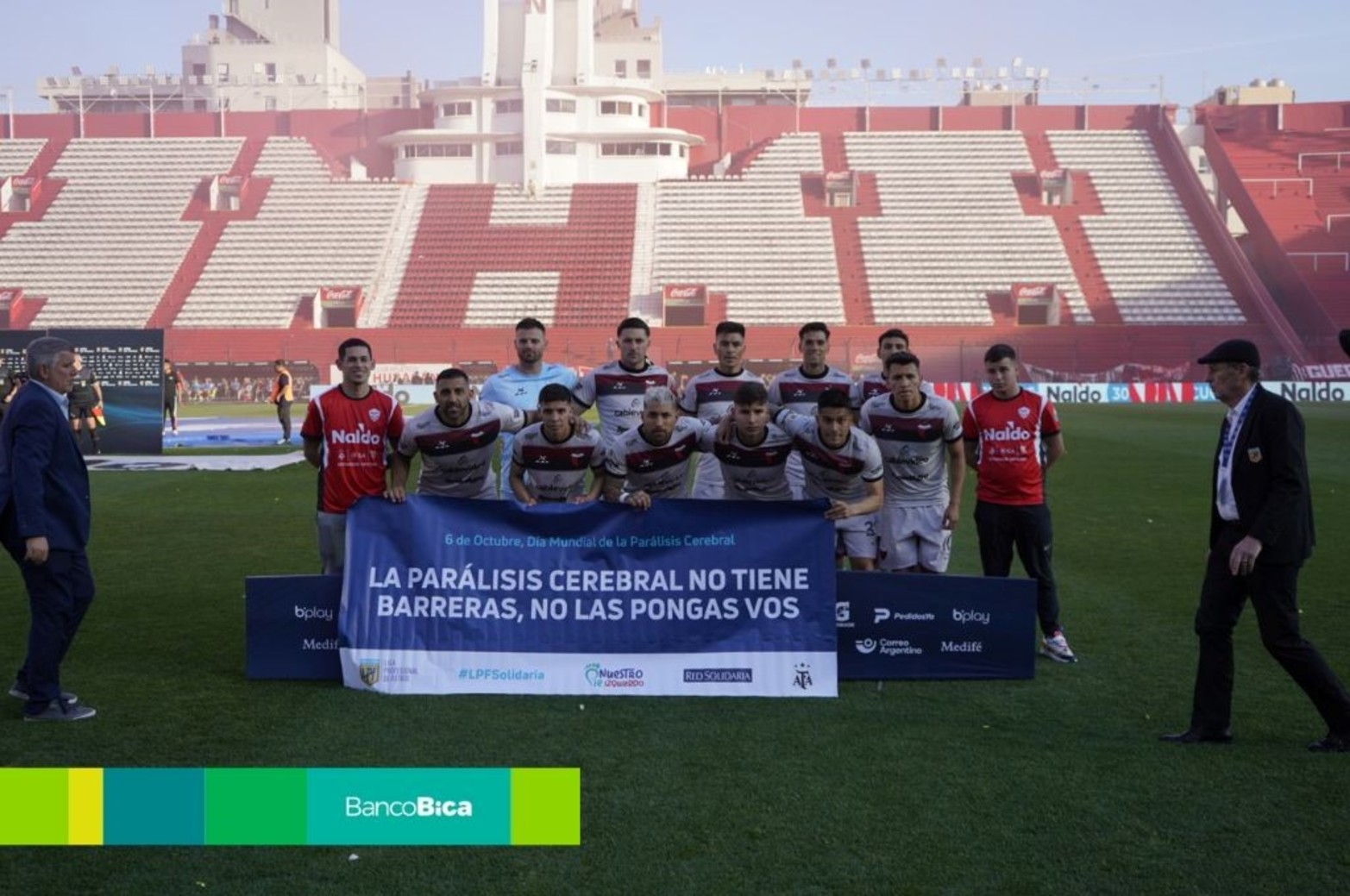 Colón perdió con Barracas Central en Parque Patricios.