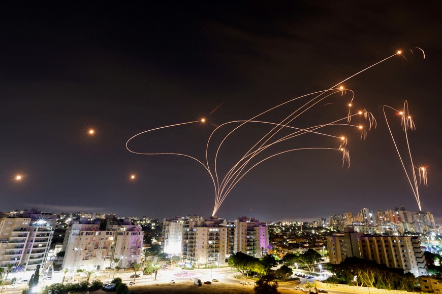 Israel's Iron Dome anti-missile system intercepts rockets launched from the Gaza Strip, as seen from the city of Ashkelon, Israel October 9, 2023. REUTERS/Amir Cohen     TPX IMAGES OF THE DAY