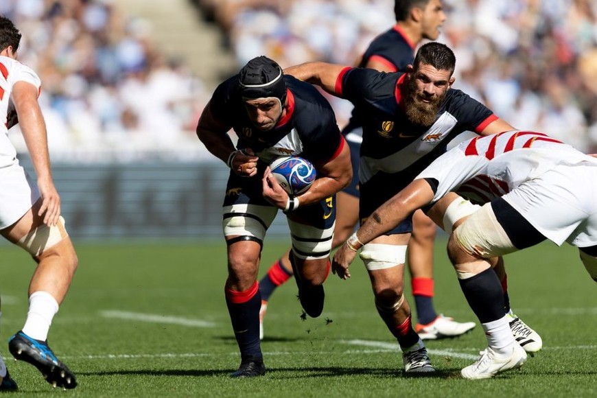 Kremer en apoyo de Lavanini. El domingo, ante Japón, fue uno de los mejores. Créditos Prensa UAR / Gaspafotos, Andrés Velásquez Marín y World Rugby