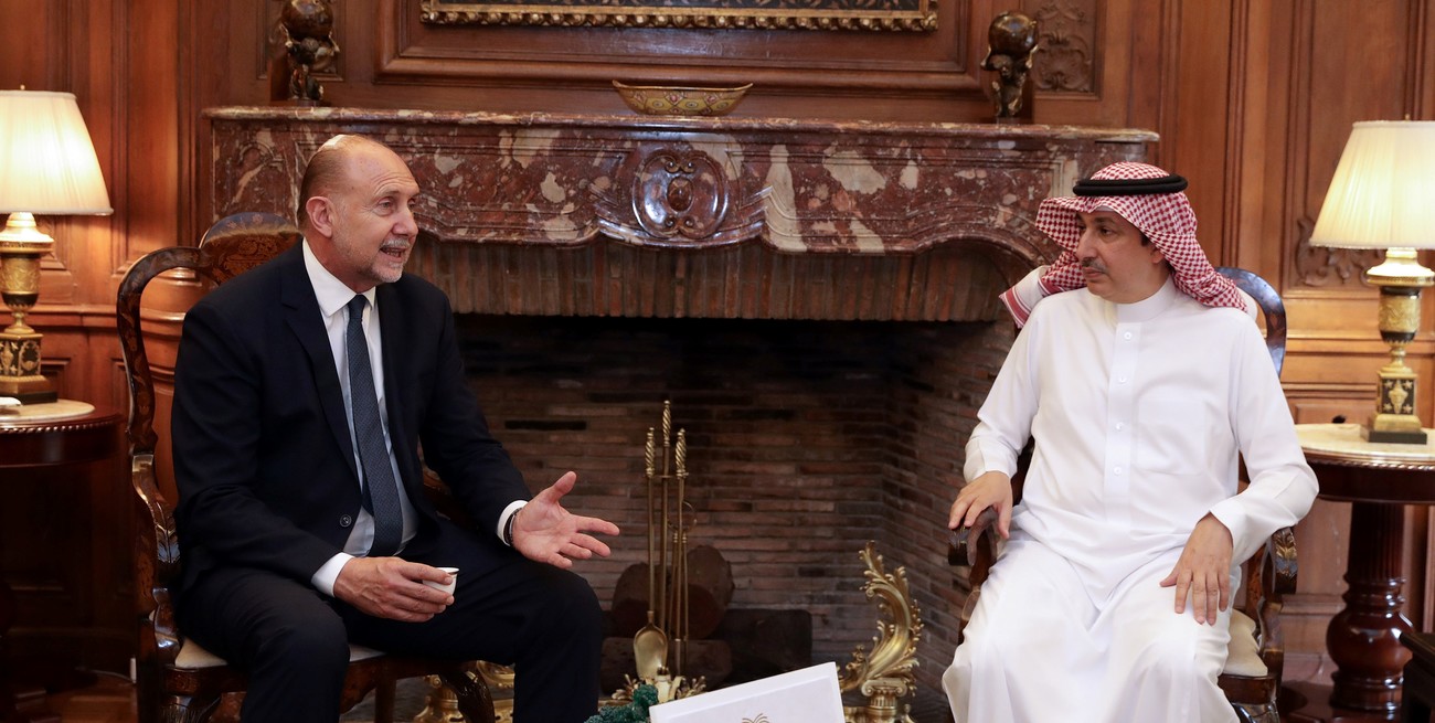 Perotti invitó a la futura gestión a compartir una misión a Kuwait