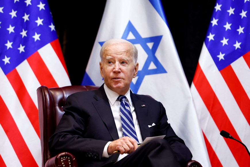 US President Joe Biden meets with Israeli Prime Minister Benjamin Netanyahu (not pictured) and the Israeli war cabinet, as he visits Israel amid the ongoing conflict between Israel and Hamas, in Tel Aviv, Israel, October 18, 2023. REUTERS/Evelyn Hockstein