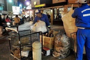 La correcta separación del cartón por parte de los comercios es considerada una buena práctica ambiental.