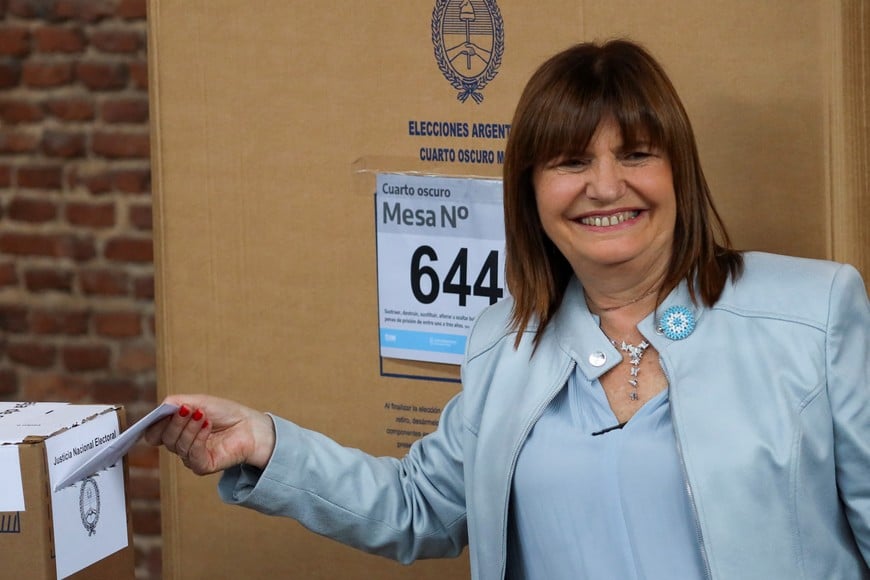 Argentina's presidential candidate Patricia Bullrich casts her ballot, during Argentina's presidential election, in Buenos Aires, Argentina October 22, 2023. REUTERS/Cristina Sille