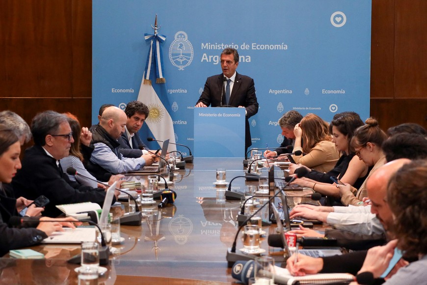 Argentina's presidential candidate Sergio Massa speaks during a press conference a day after the first round of Argentina's presidential election, in Buenos Aires, Argentina October 23, 2023. REUTERS/Cristina Sille