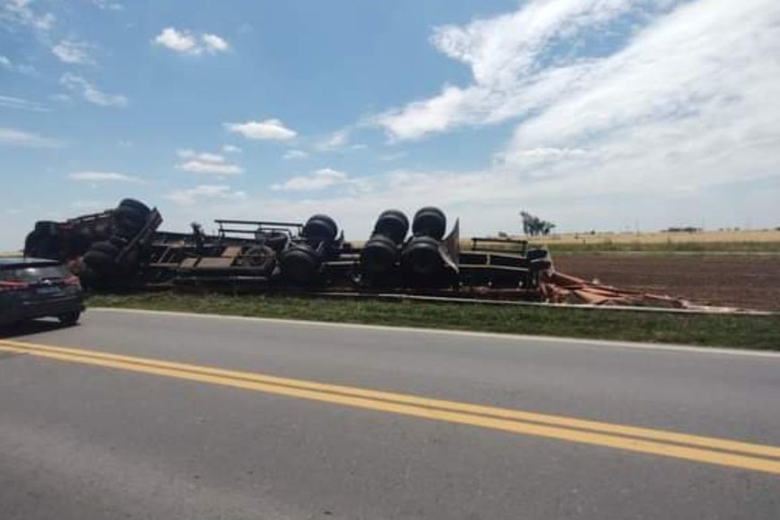 El conductor mencionó que sufrió dificultades con el manejo del camión