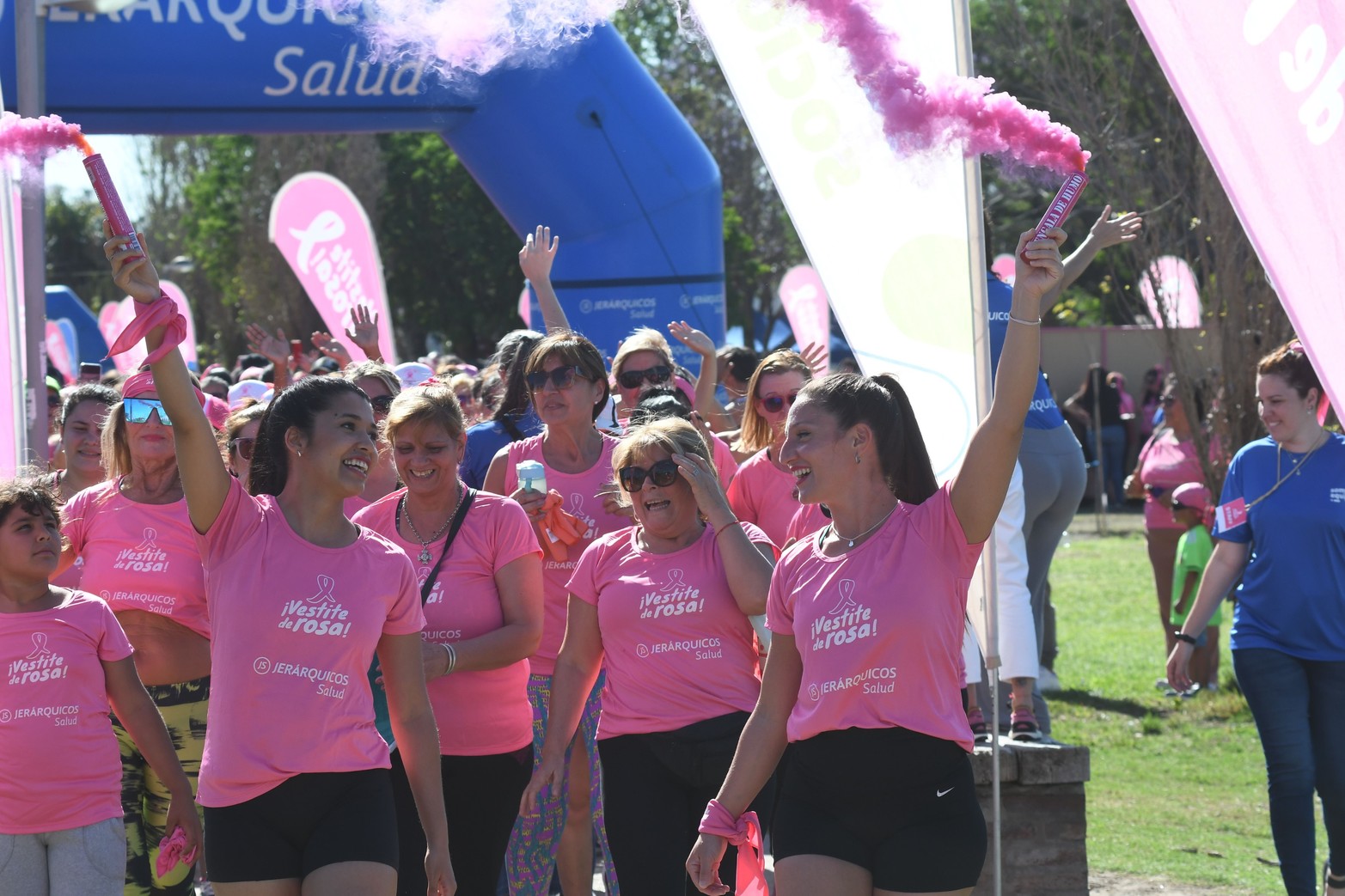 Este sábado se desarrolló a cabo la 9ª edición del "Vestite de Rosa" en el Parque Federal.