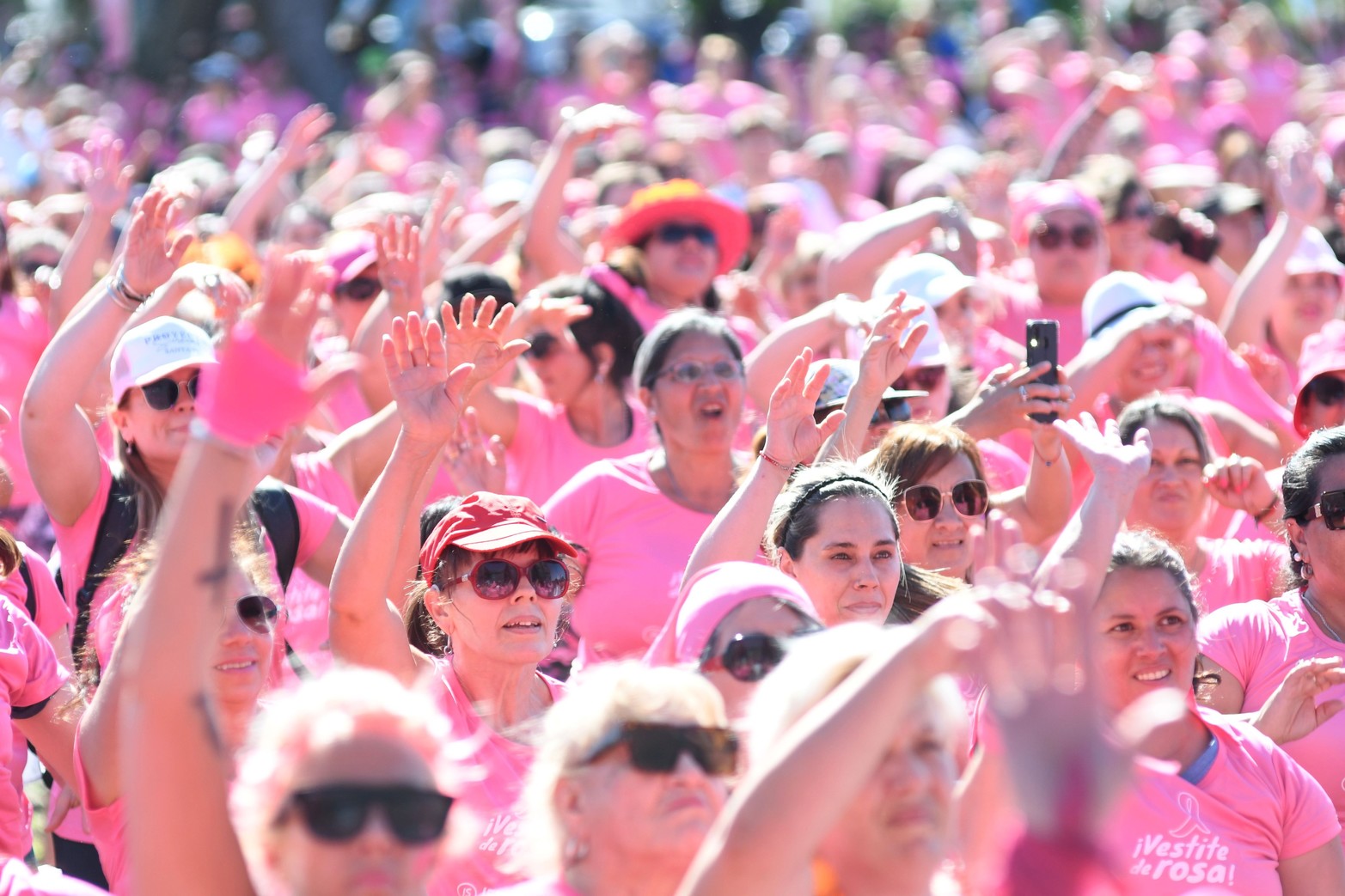 El Parque Federal se "viste de rosa" para concientizar sobre el cáncer de mama
El evento que promueve la prevención y la realización de exámenes médicos relacionados con esta enfermedad. 