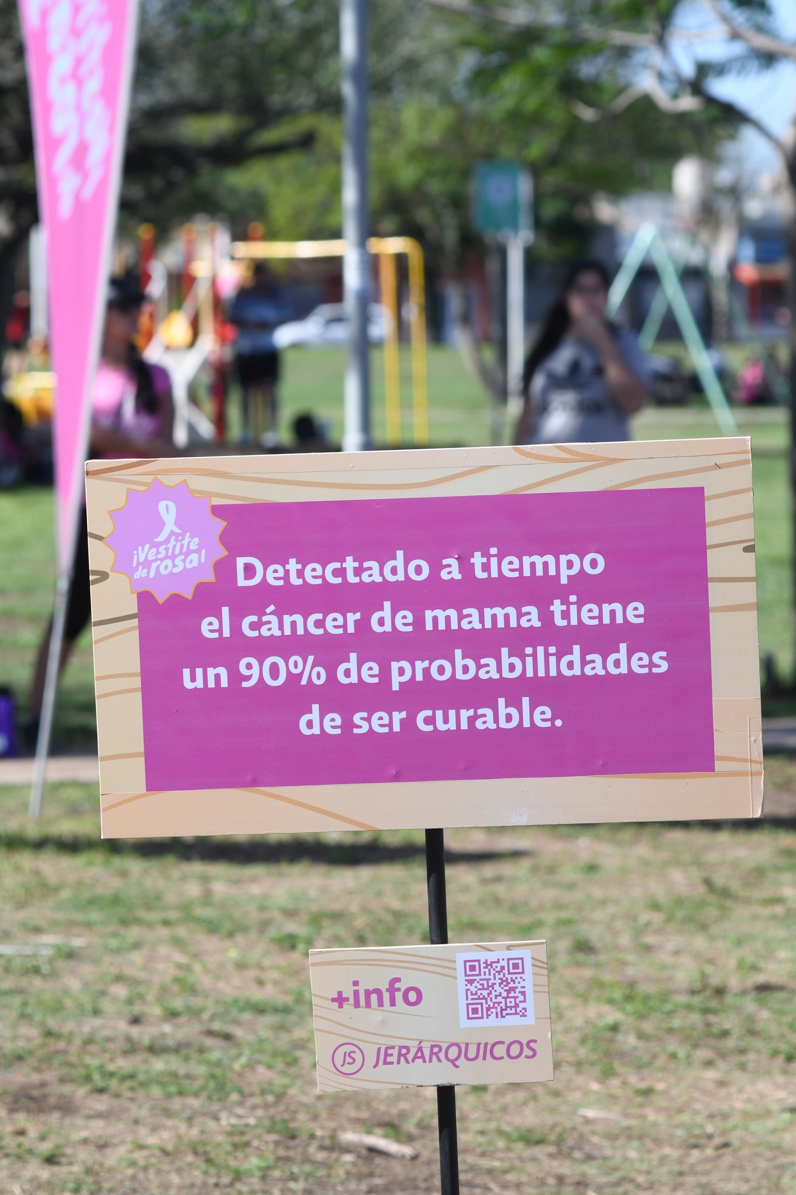 Este sábado se desarrolló a cabo la 9ª edición del "Vestite de Rosa" en el Parque Federal.