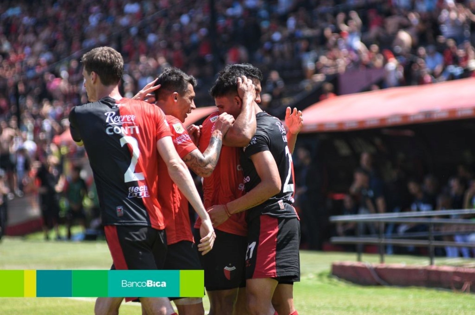 Colón venció a Atlético Tucumán en Santa Fe.