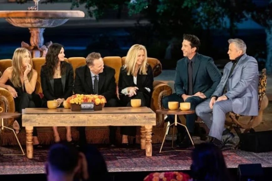Matt LeBlanc, Matthew Perry, Jennifer Aniston, Courteney Cox y Lisa Kudrow en la reunión de "Friends".