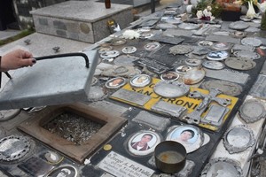 En el cementerio municipal de la capital provincial hay nueve cinerarios. Siete ya están repletos, por lo que solamente se pueden depositar las cenizas en dos. Crédito: Flavio Raina