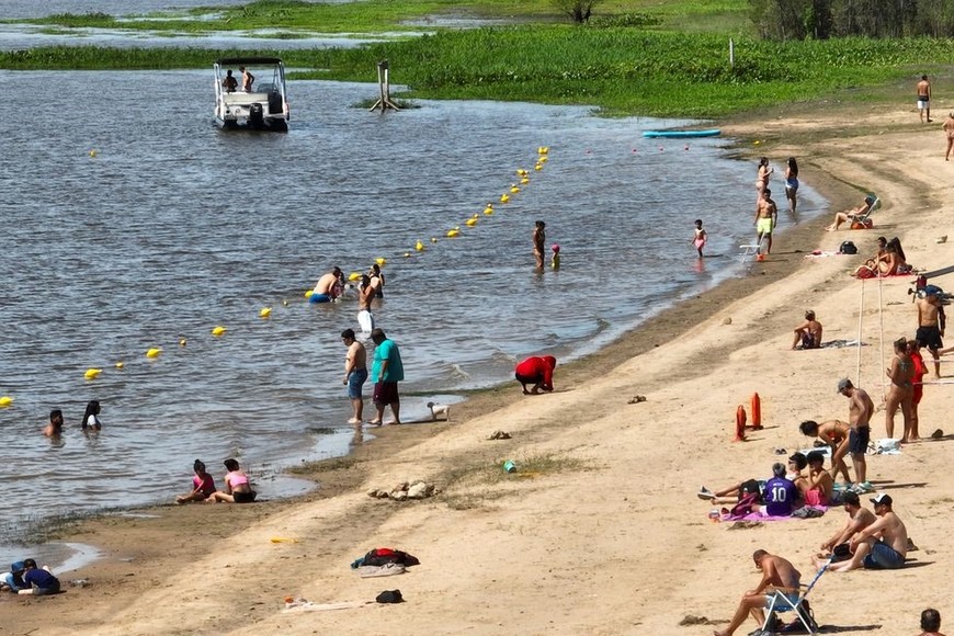 “Algunos modelos dan que será un trimestre más cálido, yo entiendo que va a ser más bien variable”, avizoró Stella, según lo que pueda ocurrir durante el verano en Santa Fe en cuanto a las temperaturas. Foto: Fernando Nicola