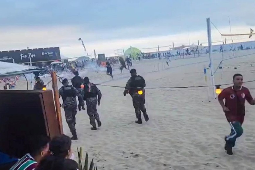 Este jueves hubo mucchos disturbios entre la policía brasilera y los hinchas xeneixes.