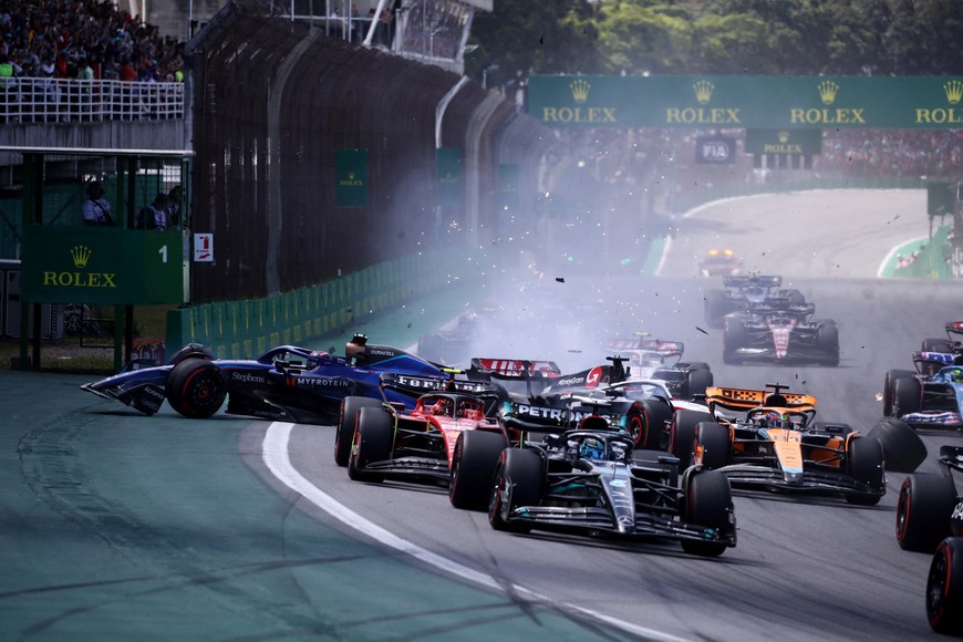 Formula One F1 - Brazilian Grand Prix - Jose Carlos Pace Circuit, Sao Paulo, Brazil - November 5, 2023
General view as Williams' Alexander Albon and Haas' Kevin Magnussen crash out of the race REUTERS/Carla Carniel