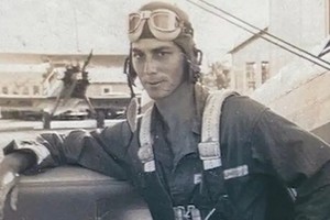 El teniente de las Fuerzas Aéreas del Ejército de EE.UU. (USAAF) 2nd Gilbert Haldeen Myers.
