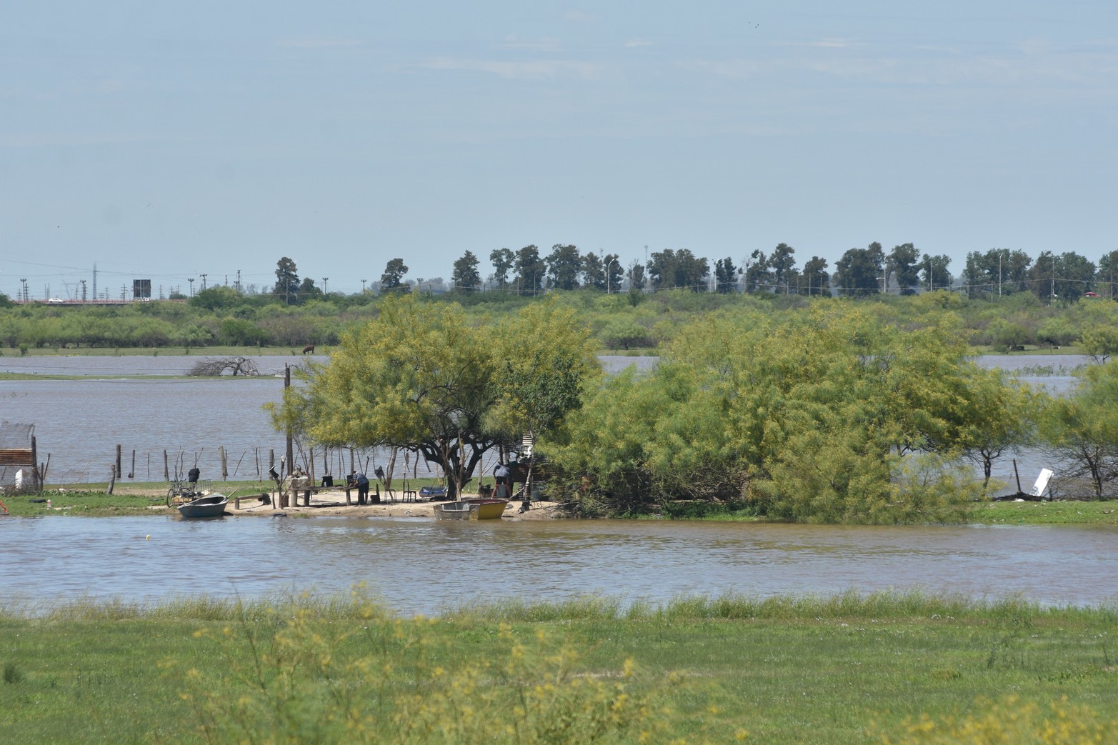 El río Salado en nivel de alerta