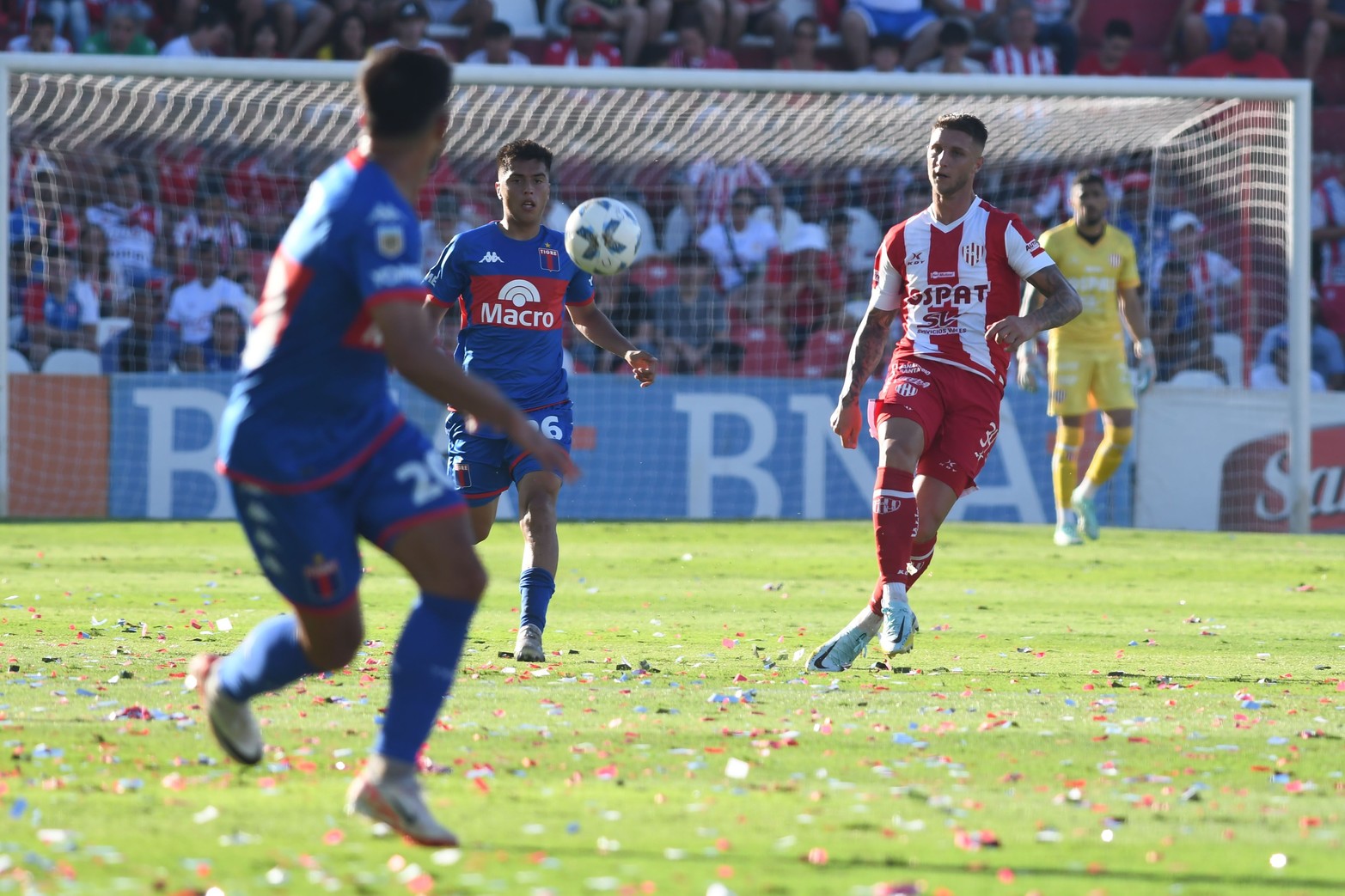 Unión ganó y se salvó de no perder la categoría. 