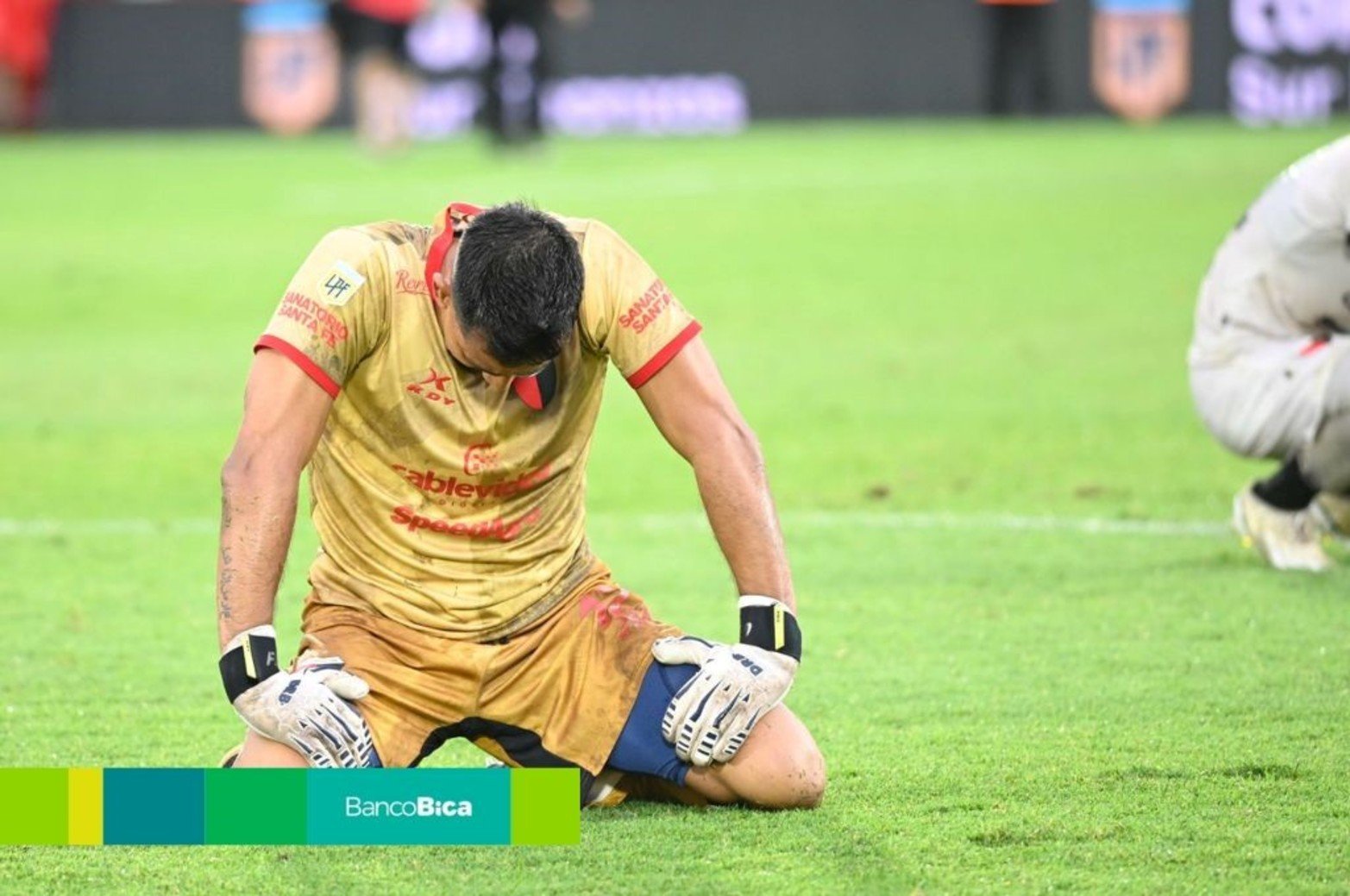 Colón perdió ante Gimnasia y descendió a la Primera Nacional