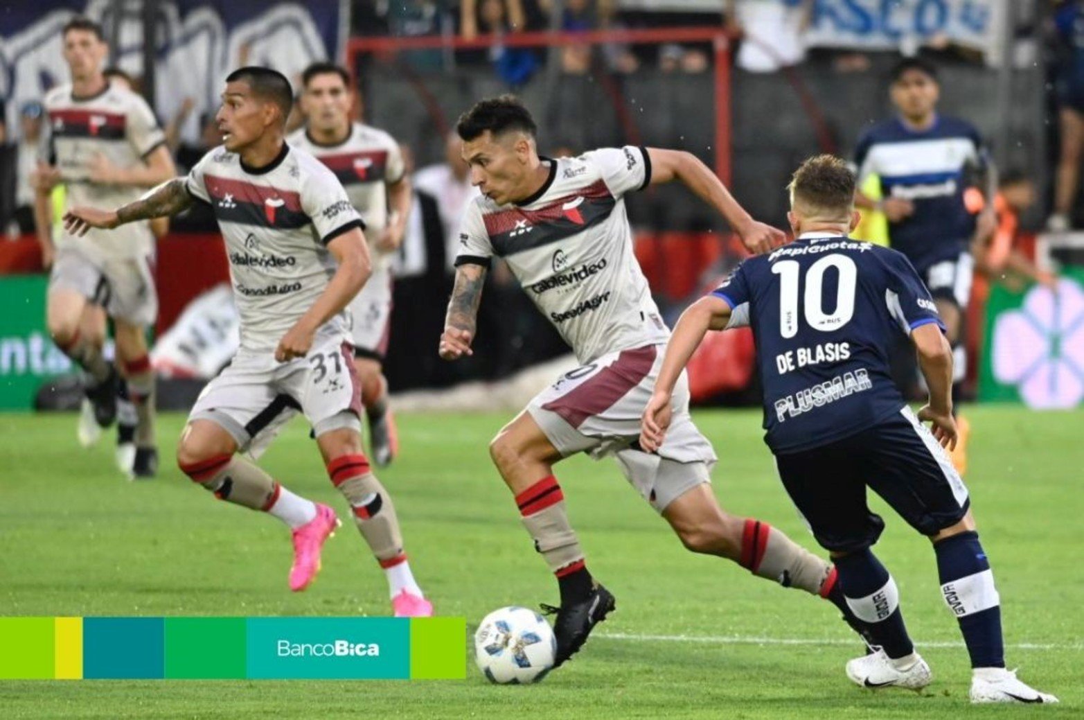 Colón perdió ante Gimnasia y descendió a la Primera Nacional