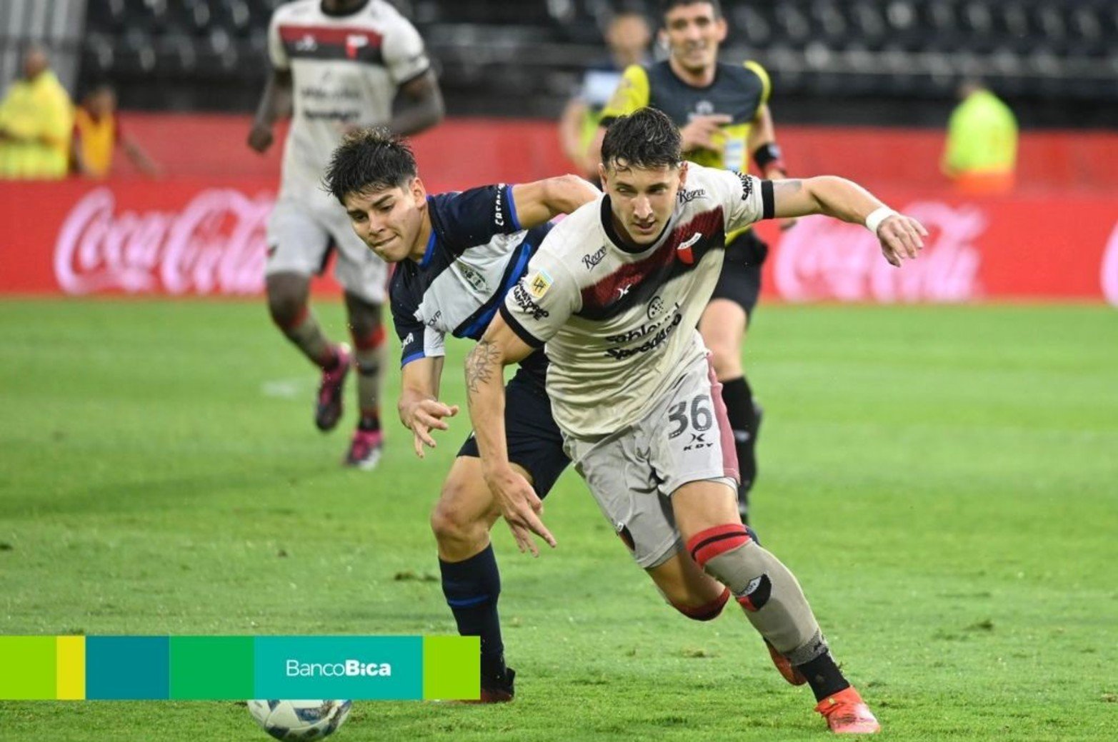 Colón perdió ante Gimnasia y descendió a la Primera Nacional