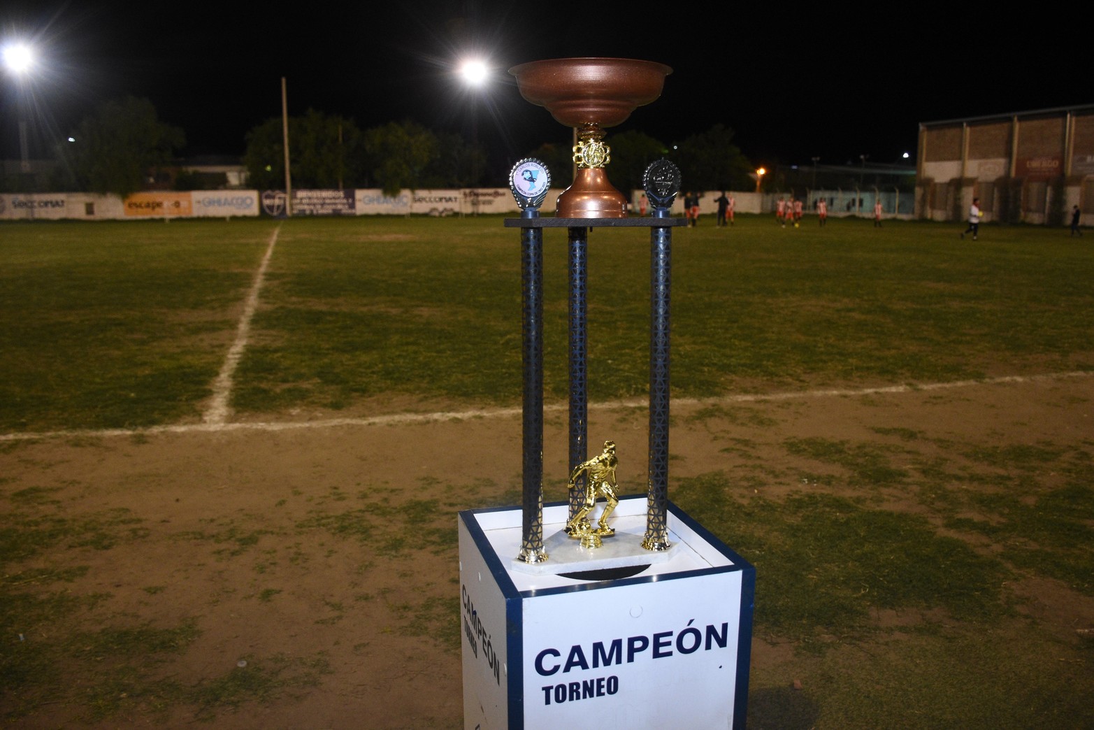 La Copa de Oro fue para Atenas que ganó en la definición por penales.