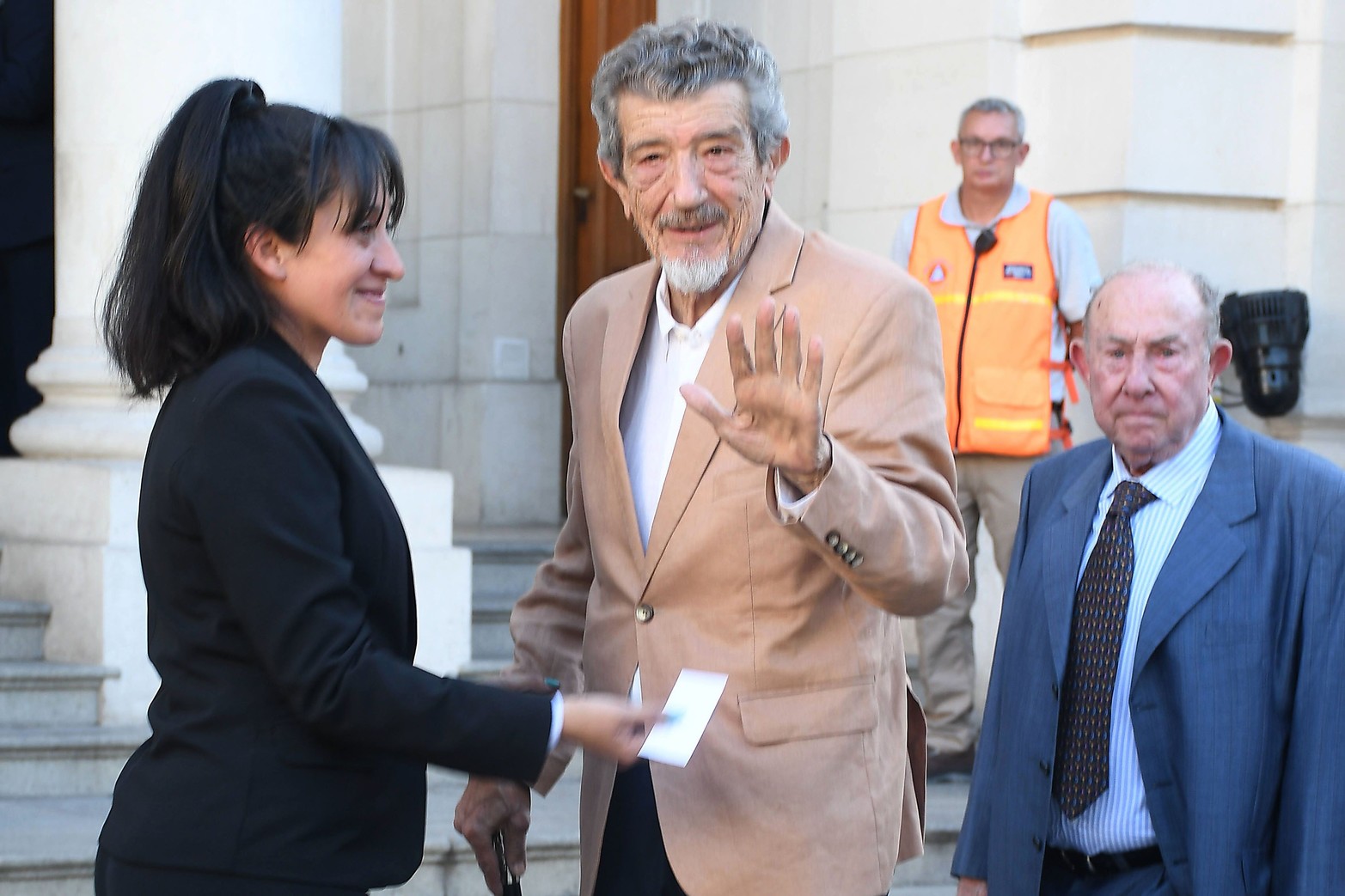 El ex gobernador José María Vernet estuvo presente. Fue el gobernador en la vuelta de la democracia en 1983.