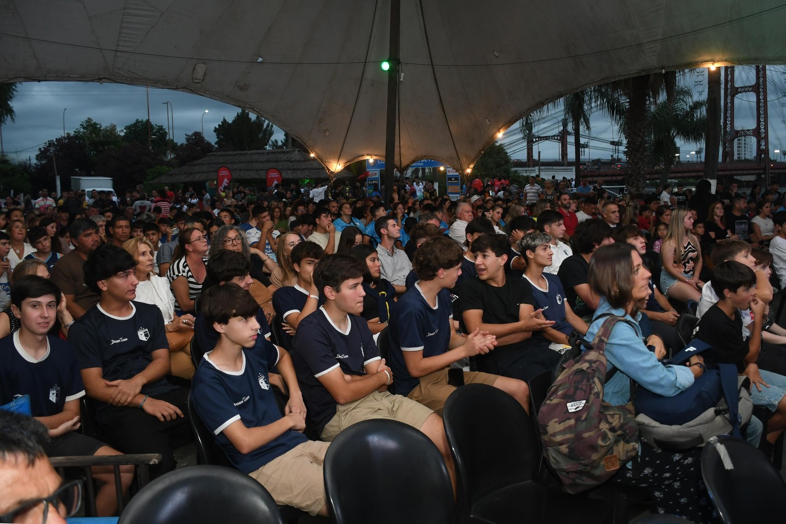 La Liga Santafesina de Fútbol homenajeó a sus deportistas en una exitosa entrega de premios 2023