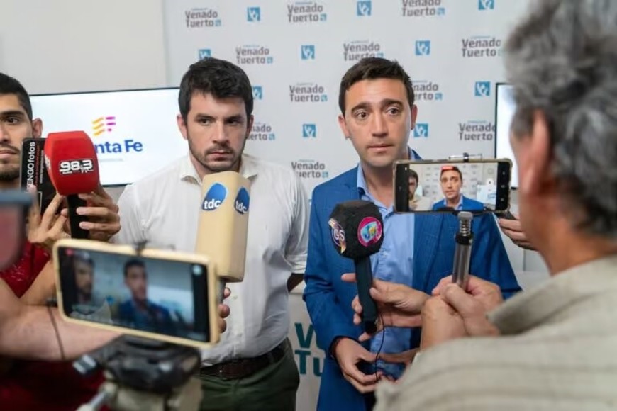 El intendente Chiarella junto a Matías Figueroa Escauriza.