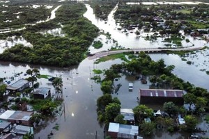 El gobierno correntino monitorea la situación y trabaja en el escurrimiento del agua como prioridad.