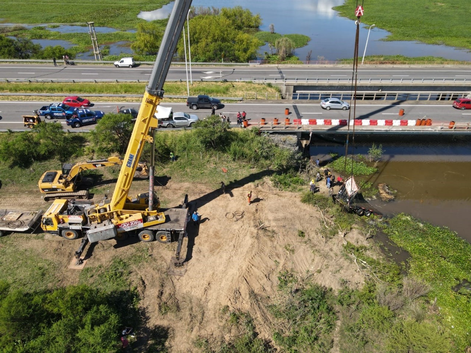 Mientras se despliega el operativo, permanece reducido el tránsito en la Ruta Nacional 168.