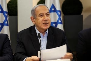 FILE PHOTO: Israeli Prime Minister Benjamin Netanyahu speaks during the weekly cabinet meeting at the Defence Ministry in Tel Aviv, Israel, January 7, 2024. REUTERS/Ronen Zvulun/Pool/File Photo