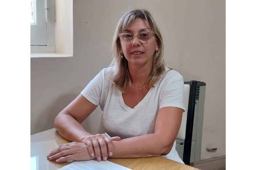 La coordinadora pedagógica Gloria Vuyovich secunda a Caporaletti en la Delegación Regional VII.