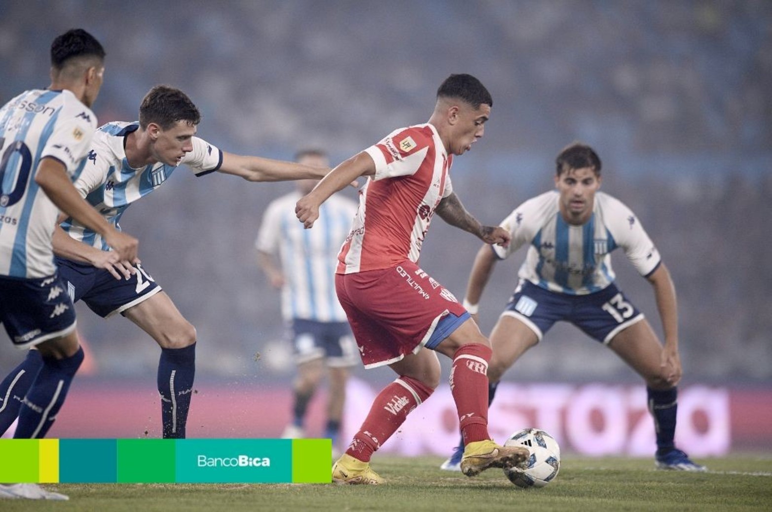 Unión vs Racing. Créditos: Matías Napoli.