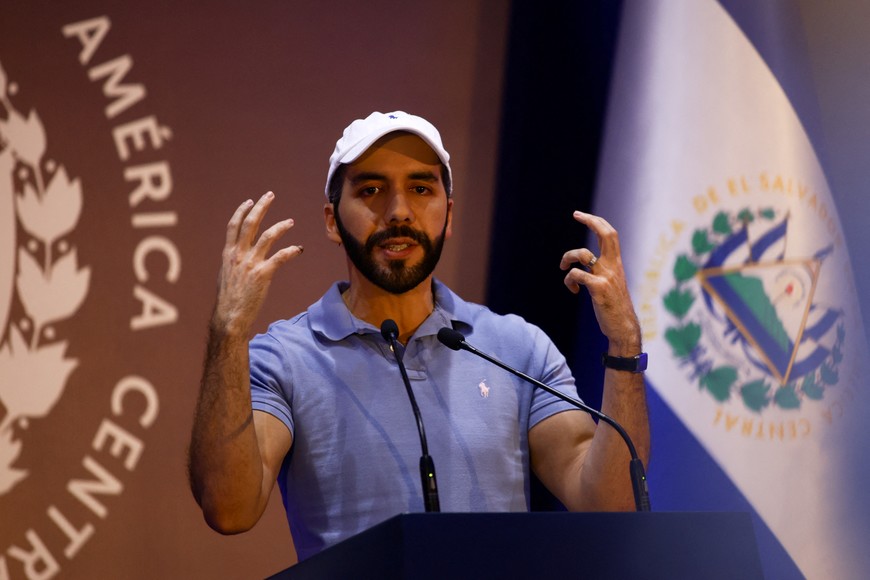El Salvador's President, who is running for reelection, Nayib Bukele of the Nuevas Ideas party, gestures as he speaks during a news conference on the day of the presidential election, in San Salvador, El Salvador, February 4, 2024. REUTERS/Jose Luis Gonzalez