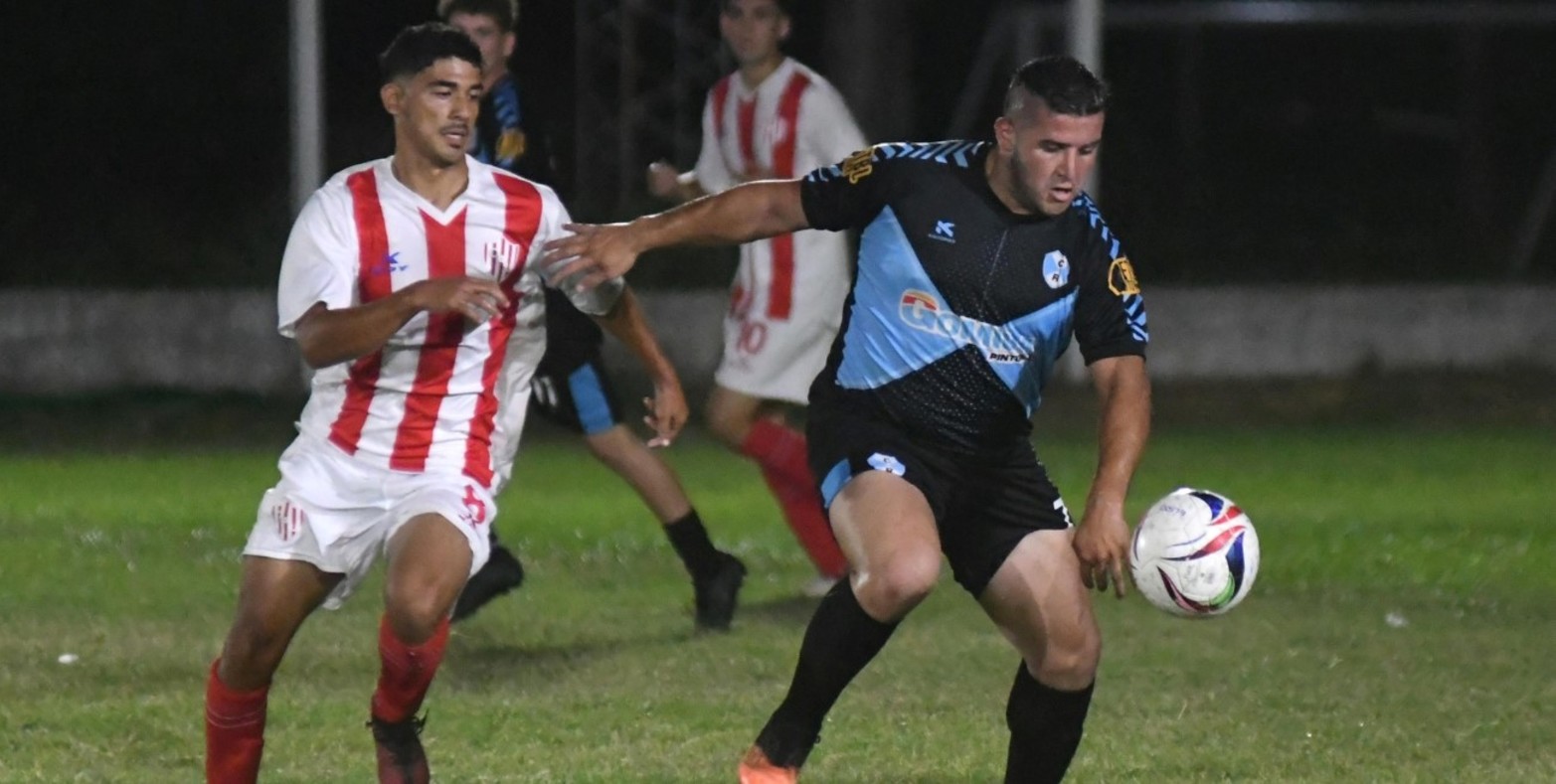 El torneo de fútbol "Tiburón Lagunero" jugó la tercera fecha. El local, Ciclón Racing ganó 2 a 1 a Unión. 