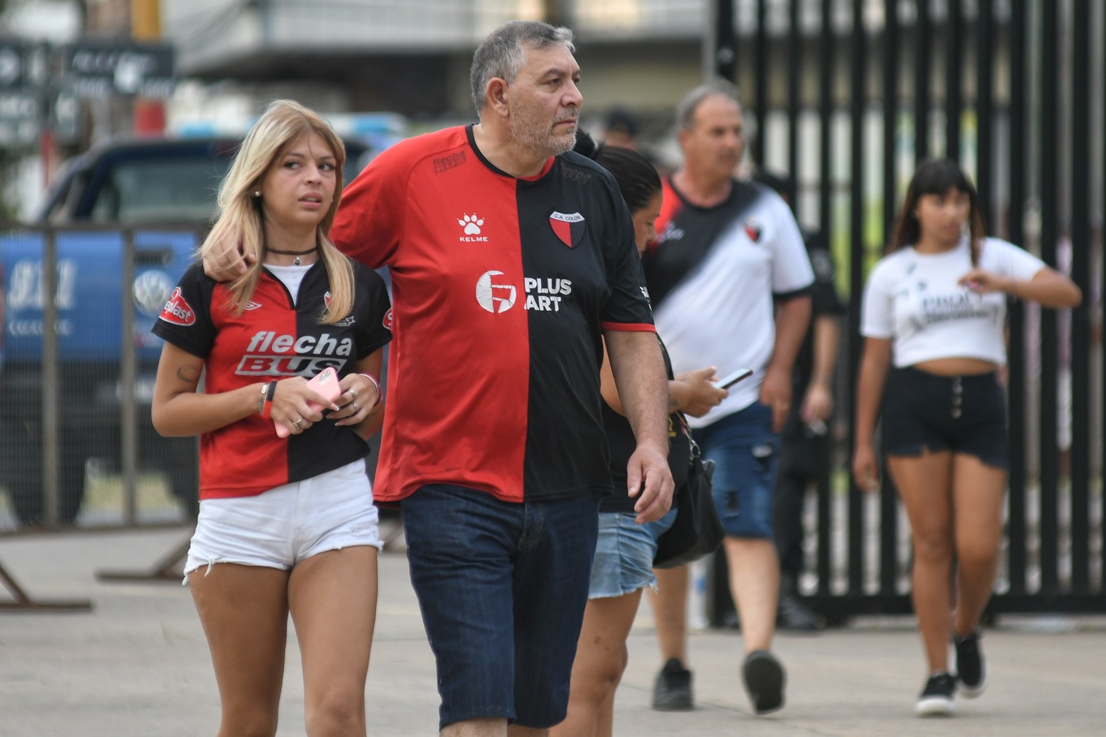 Los hinchas de Colón, volvieron a festejar de local.  De los seis puntos en juego, el equipo logró todos.