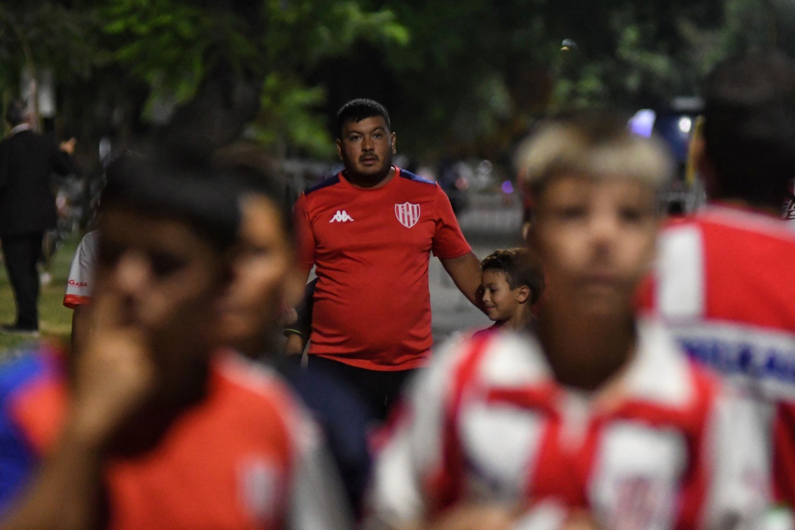 Los hinchas de Unión  volvieron a llenar el estadio 15 de abril.  Los resultados de local no están llegando y el equipo no puede hacer goles.