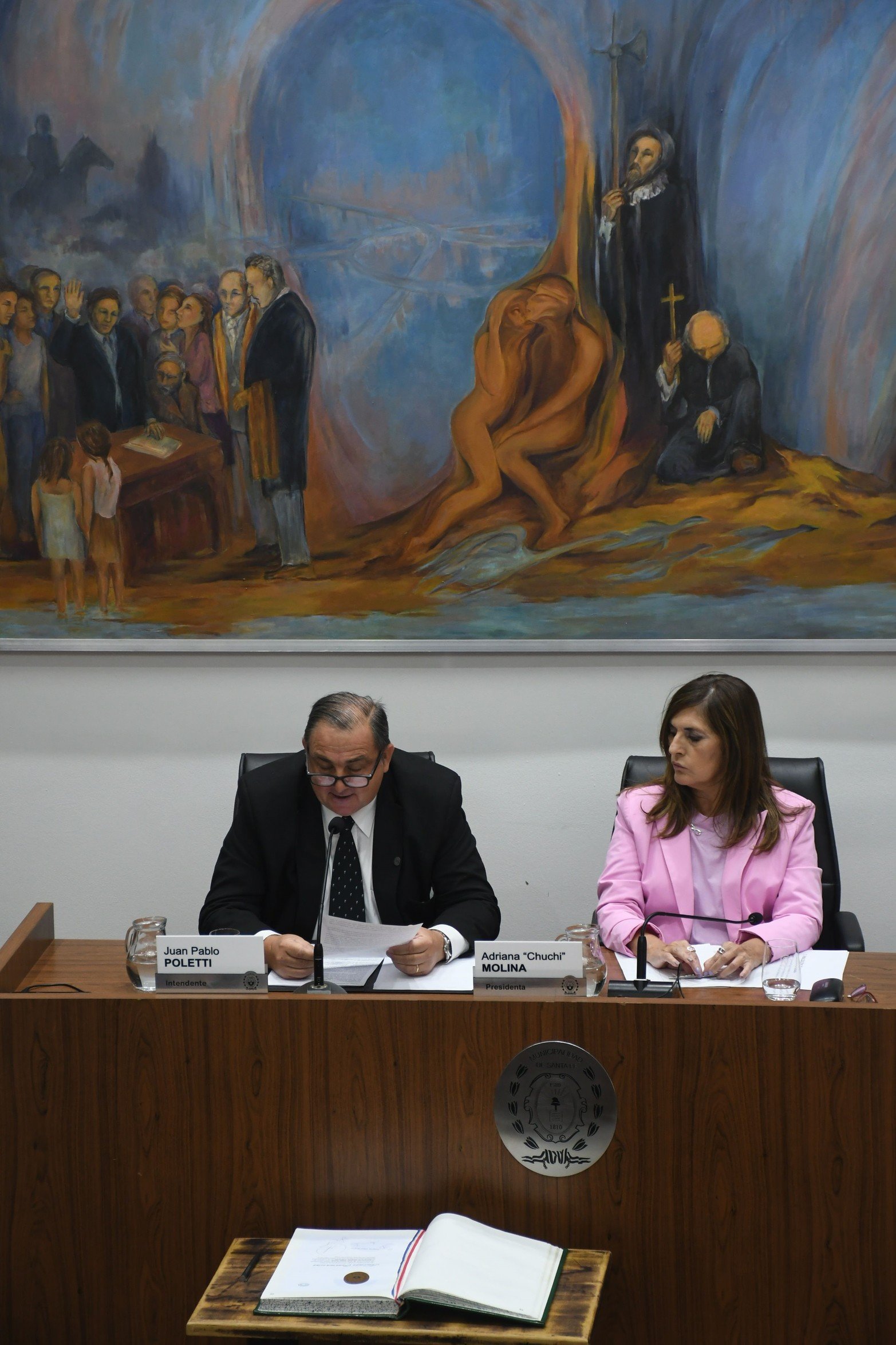 Apertura sesiones ordinarias concejo  municipal el discurso del intendente Juan Pablo Poletti acompañado por la presidente del concejo Adriana "Chuchi" Molina