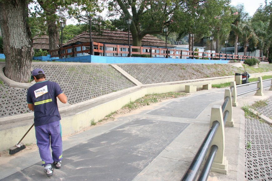 La zona del Quincho de Chiquito, Templo de la Amistad, es el lugar elegido para el inicio de cada hora de una competencia tan inusual como atractiva.