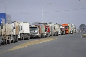 Los transportistas deberán pagar unos 5 mil pesos por viaje.